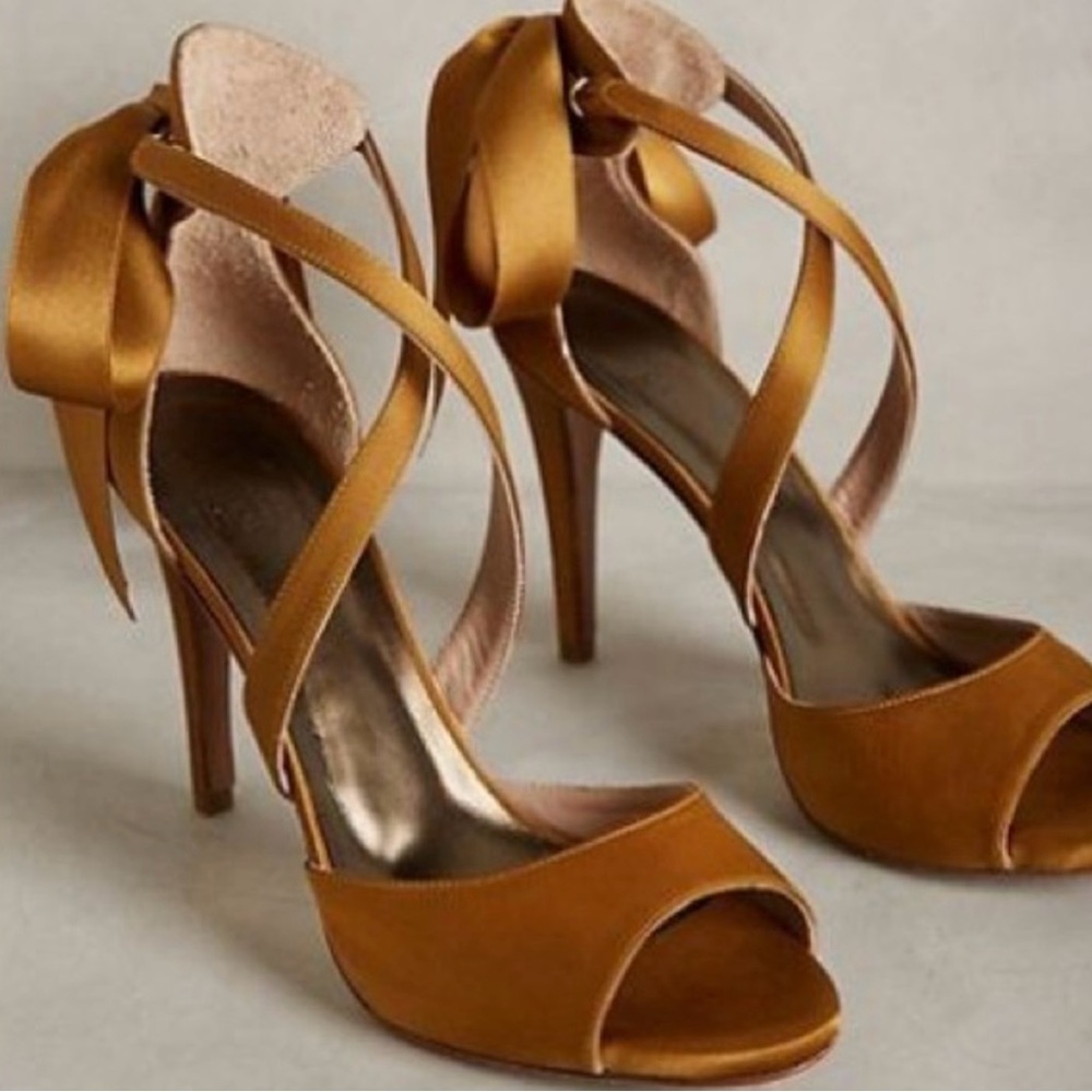 Anthropologie Hoss Intropia Gold Heels Size, EUR 39